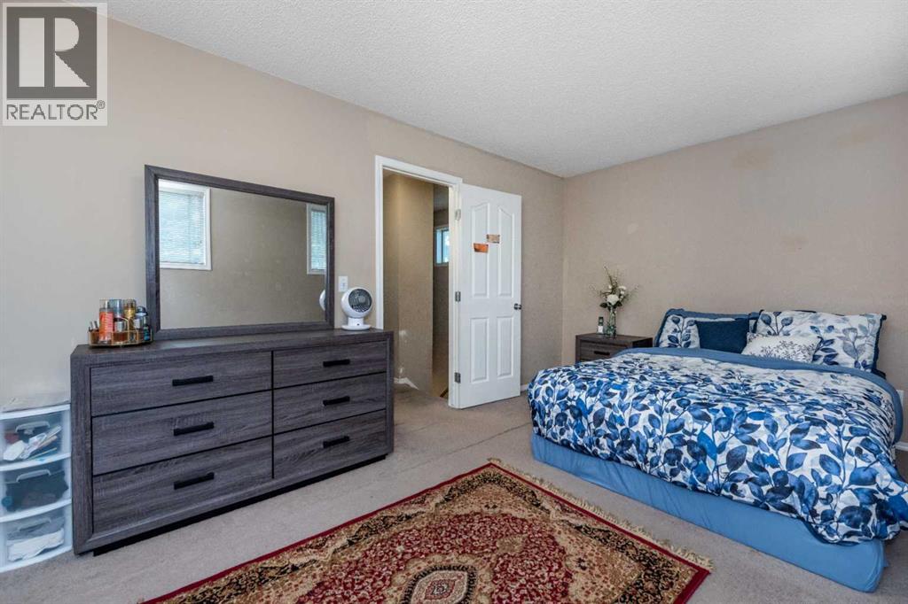 Single Family House for Sale in   Tarawood Lane NE Taradale Calgary 