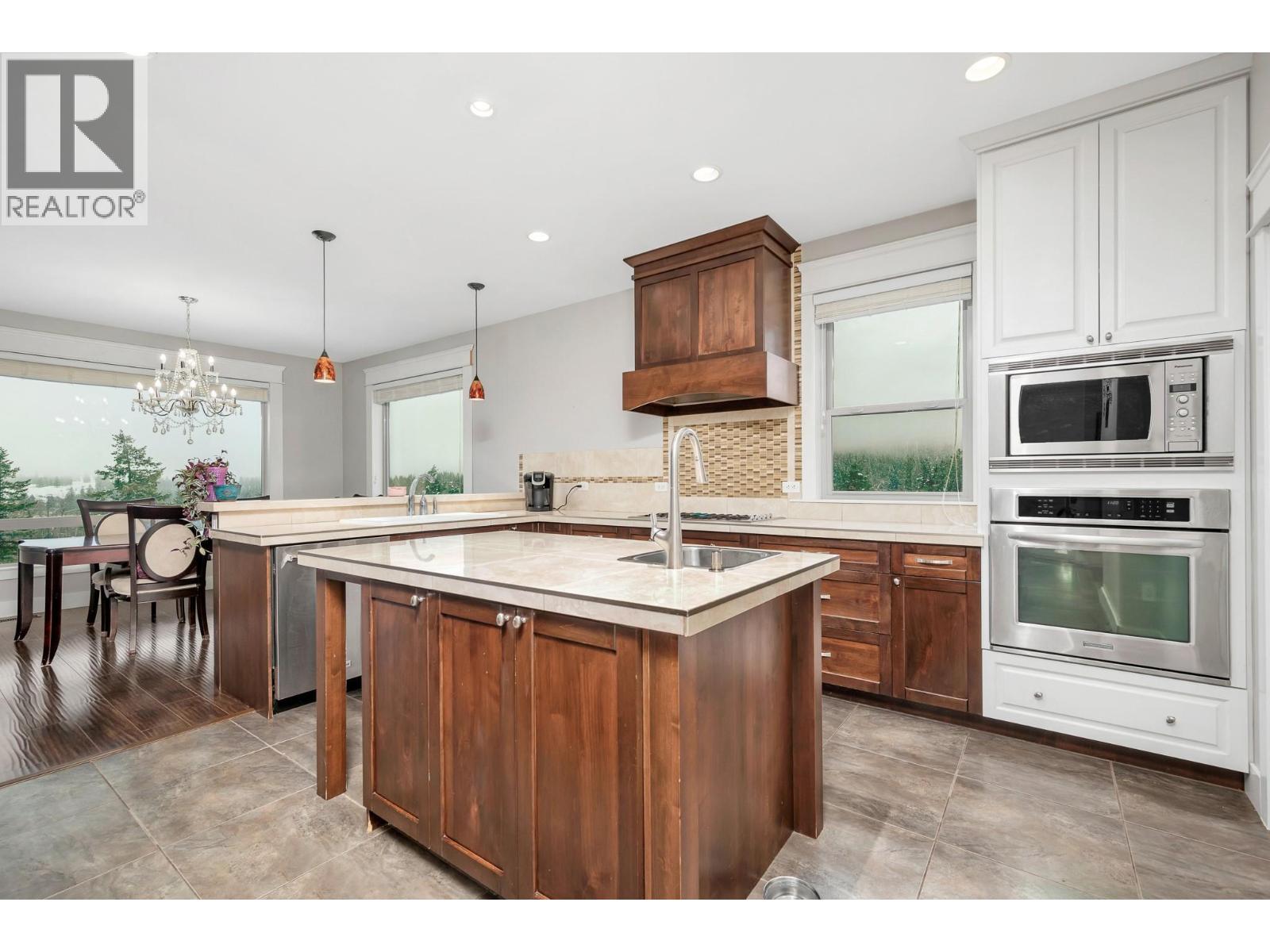 3888 Salmon River Road, Falkland