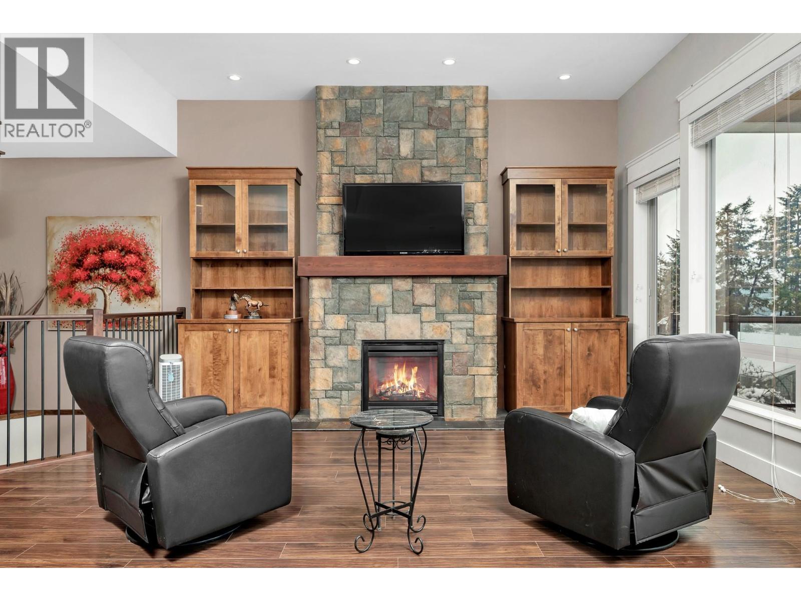 3888 Salmon River Road, Falkland