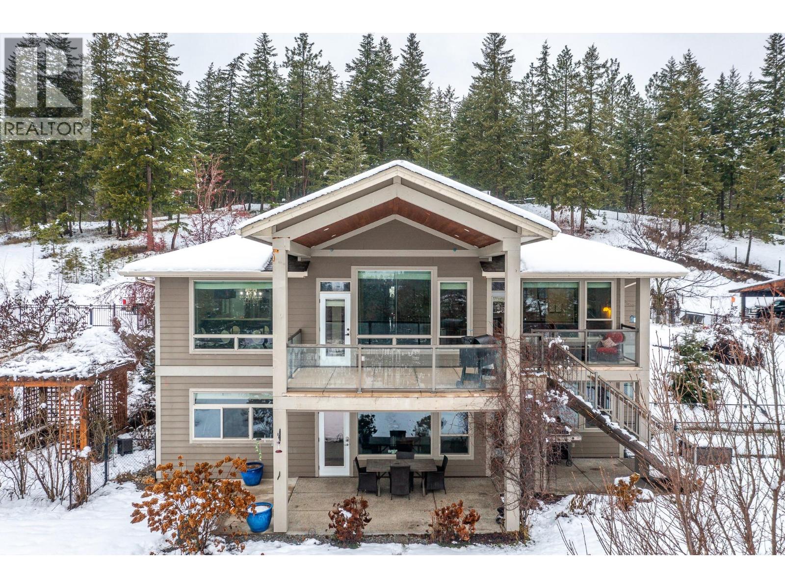 3888 Salmon River Road, Falkland