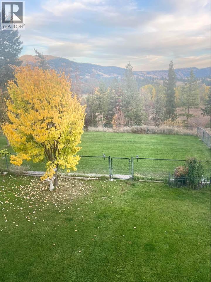 3888 Salmon River Road, Falkland