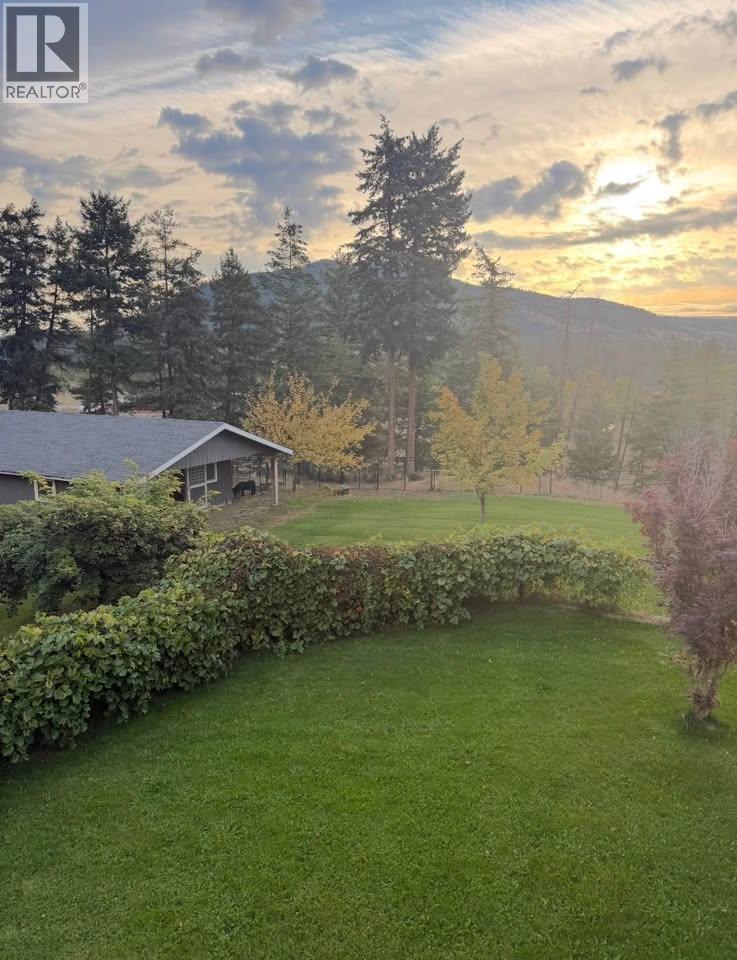 3888 Salmon River Road, Falkland