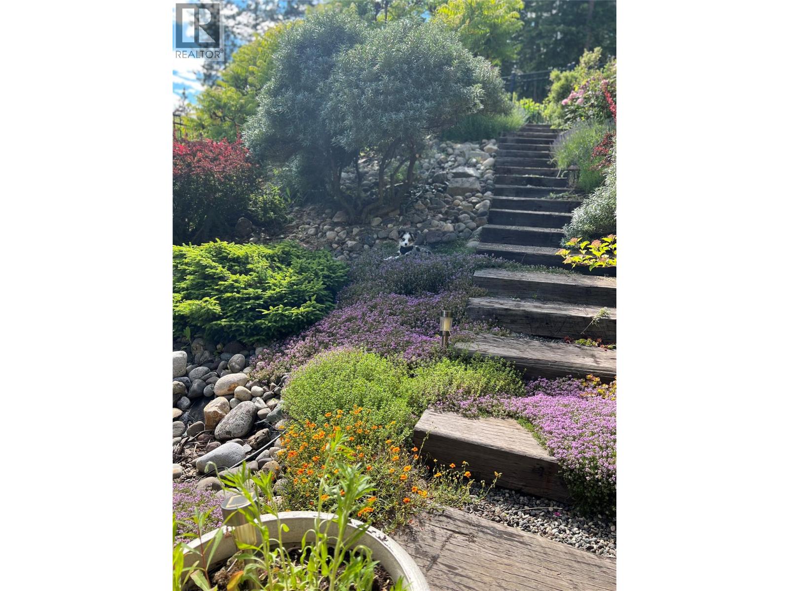 3888 Salmon River Road, Falkland