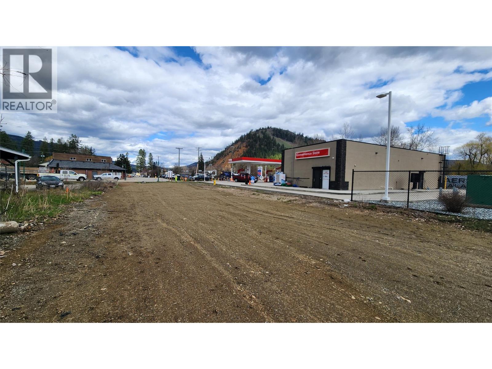 1800 Vernon Street, Lumby