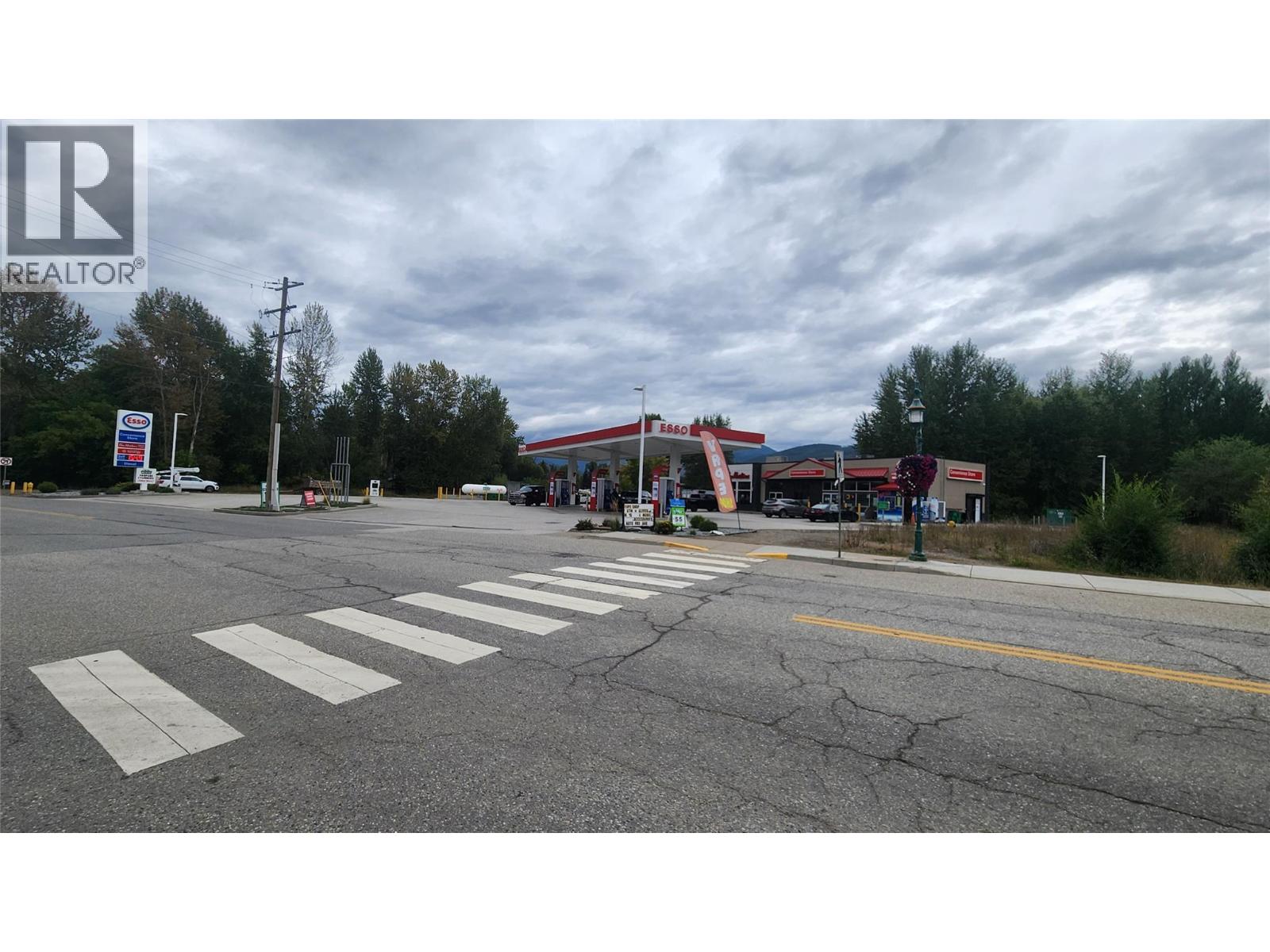 1800 Vernon Street, Lumby