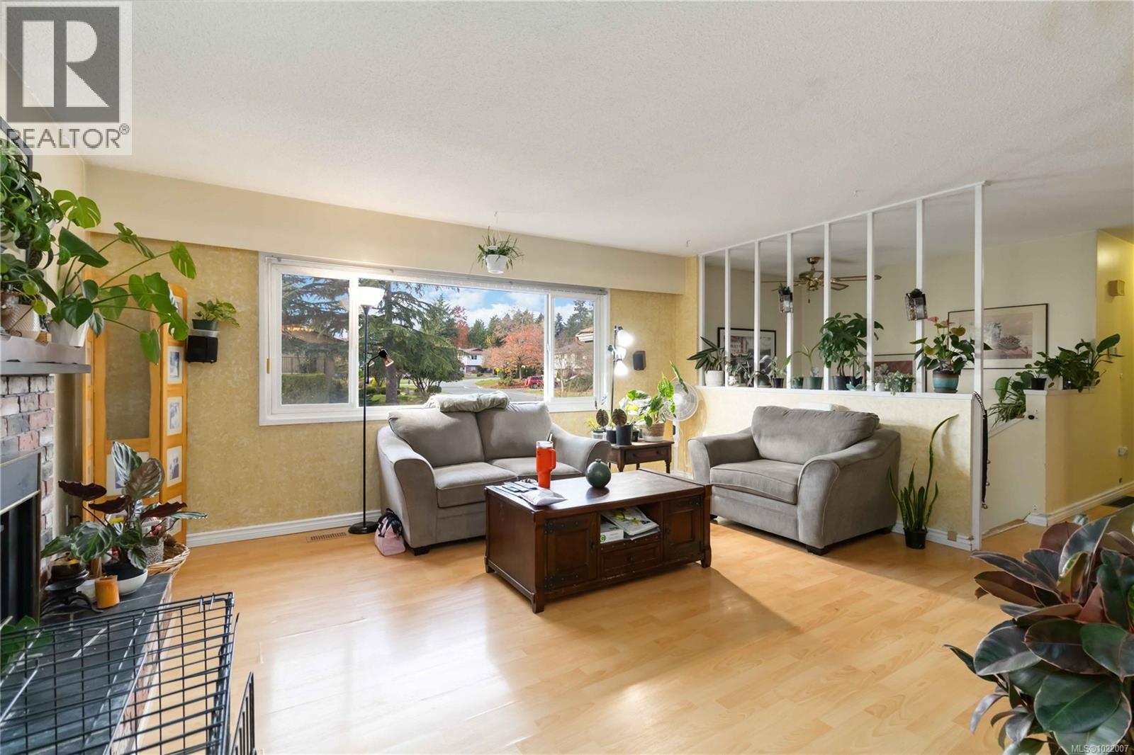 7225 Early Pl, Central Saanich