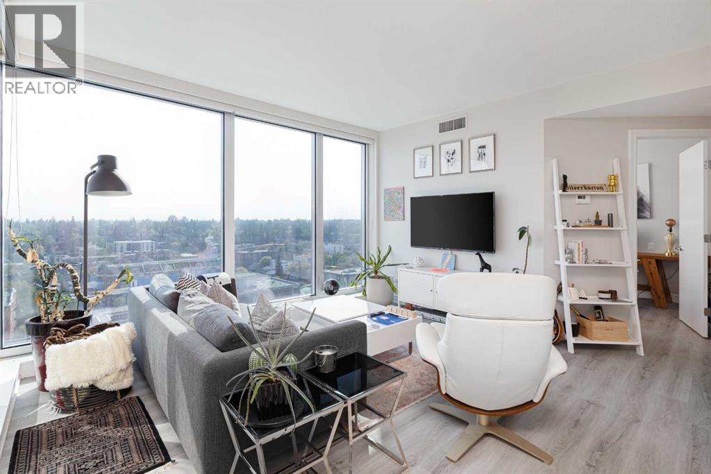 Single Family House for Sale in    Avenue SW Beltline Calgary 