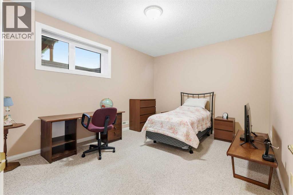 Single Family House Bungalow for Sale in  Mt Alberta Manor SE McKenzie Lake Calgary 