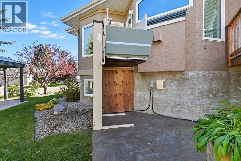 Single Family House Bungalow for Sale in  Mt Alberta Manor SE McKenzie Lake Calgary 