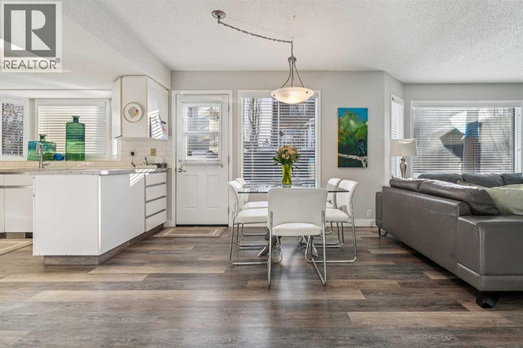 Single Family House for Sale in  Signal Ridge Heights SW Signal Hill Calgary 