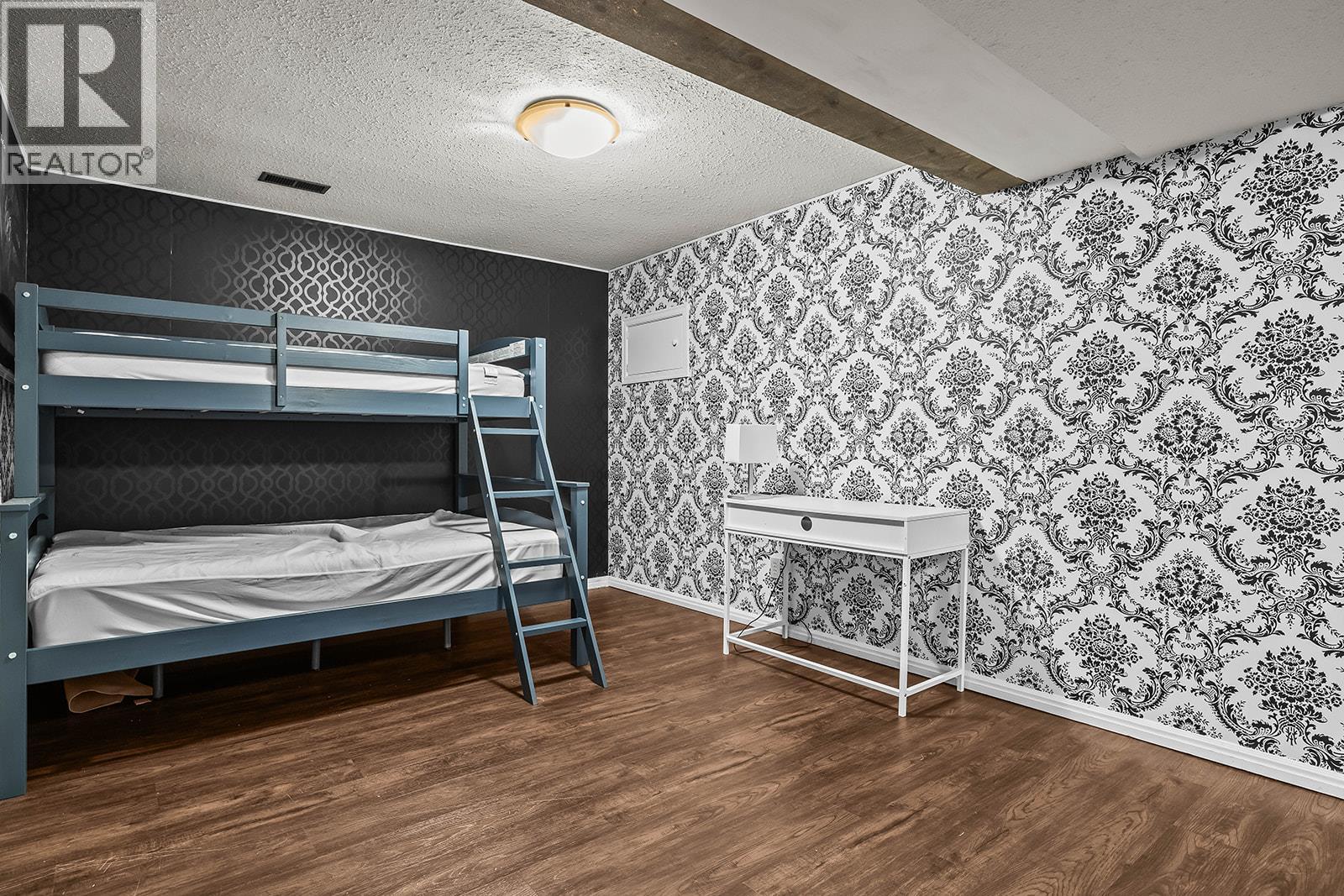  875 Coronado Crescent, Kelowna