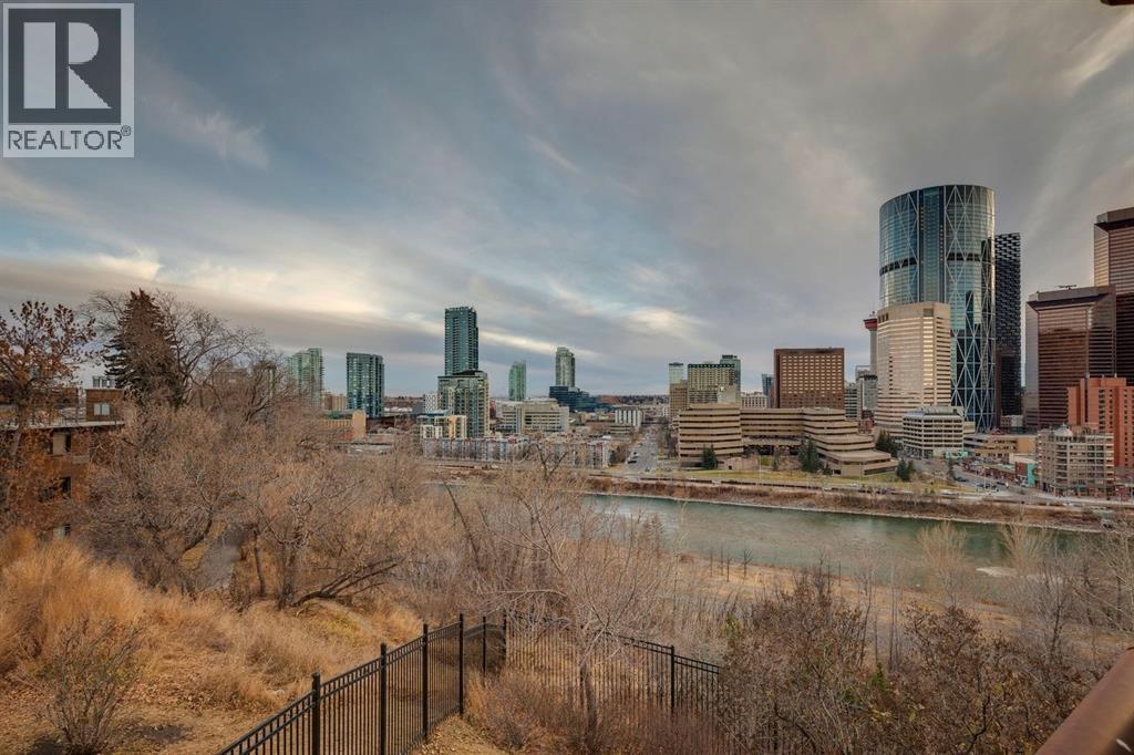 2D, 215 2 Street NE, Calgary, Alberta