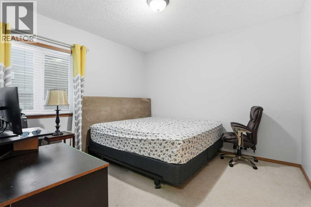 Single Family House Bi-level for Sale in  Arbour Lake Way NW Arbour Lake Calgary 