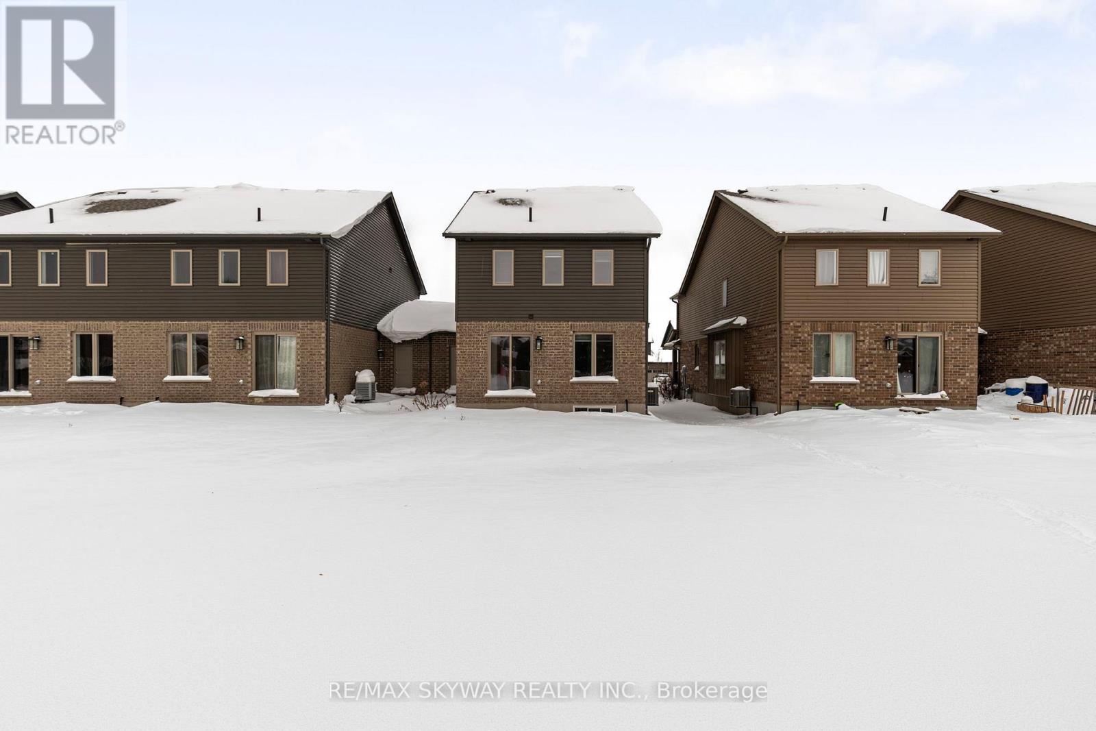 143 STONEBROOK WAY NE - 39