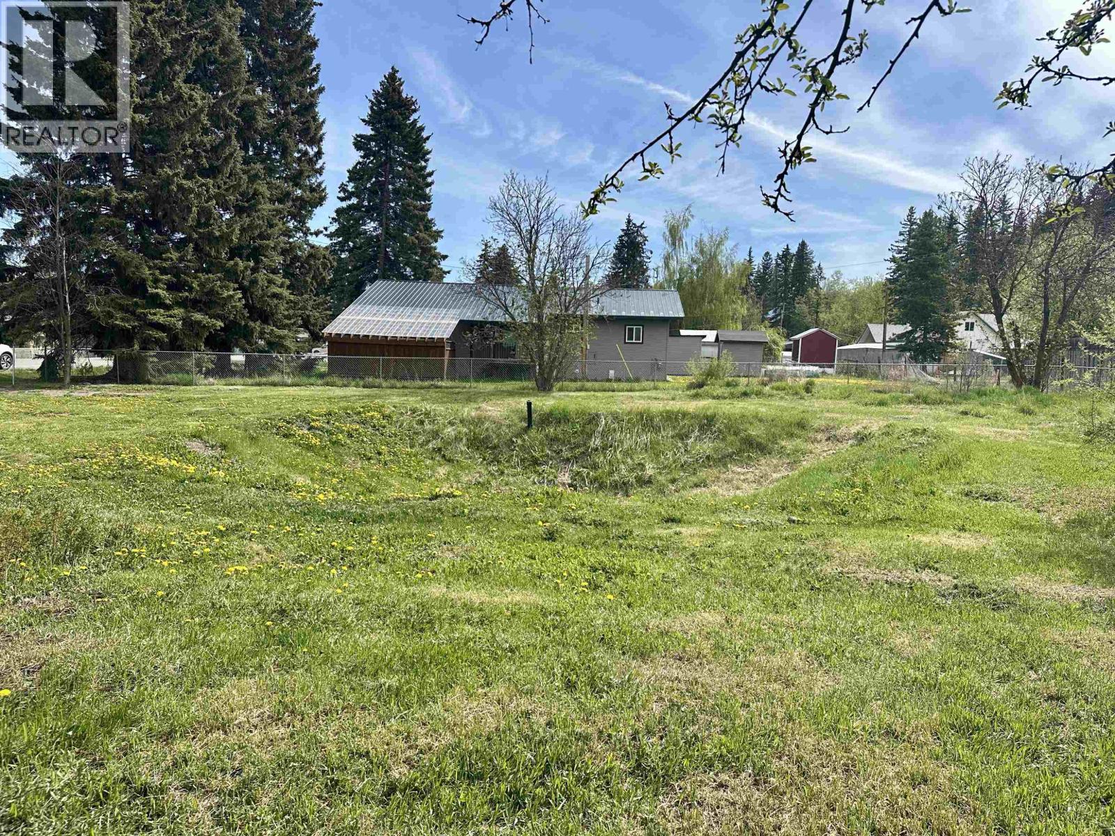272 W 3RD STREET, Vanderhoof