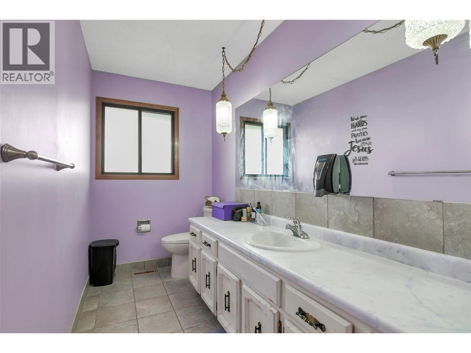  3311 Glencoe Road, West Kelowna