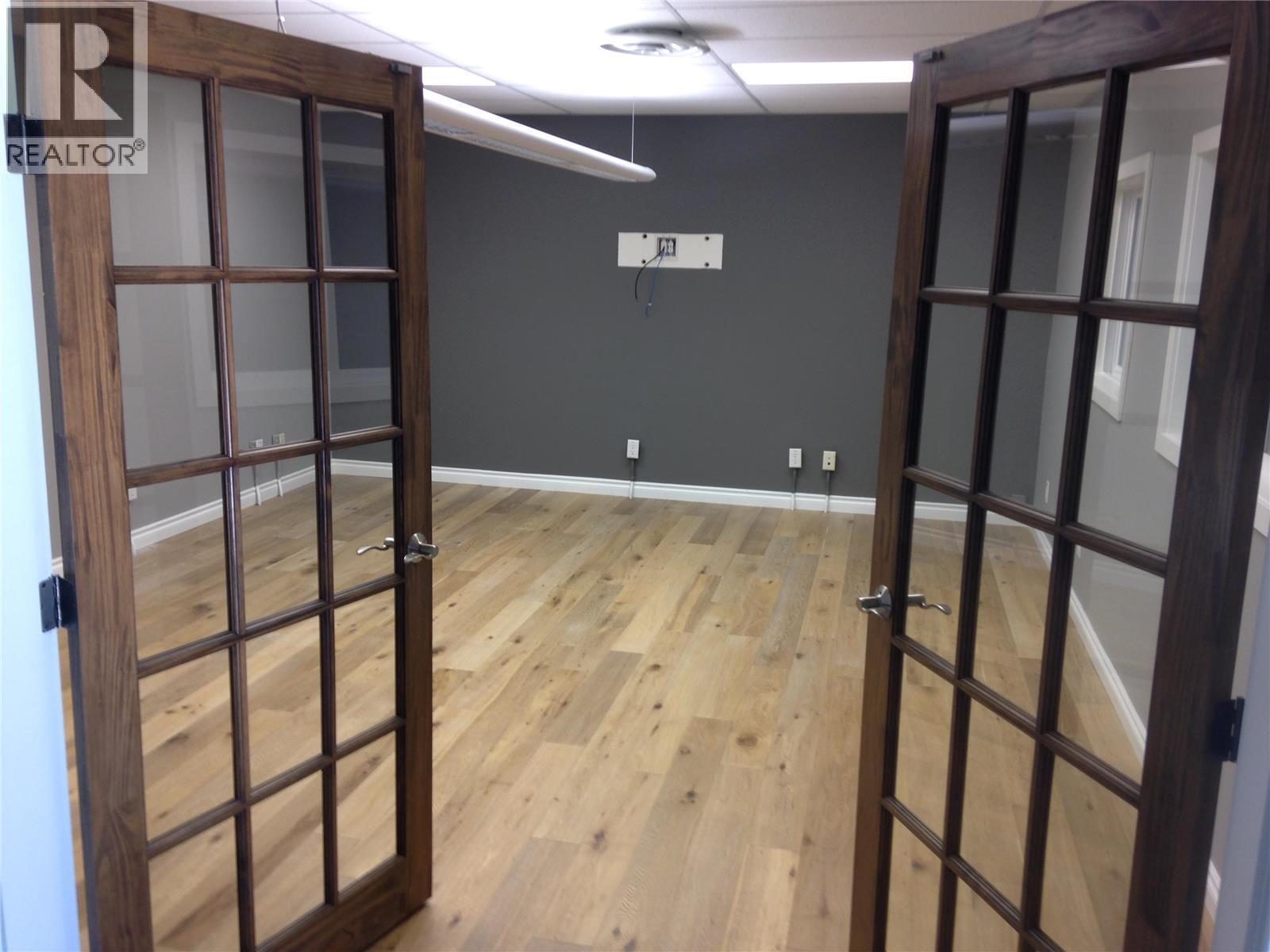 2 & 3 3302 Appaloosa Road, Kelowna