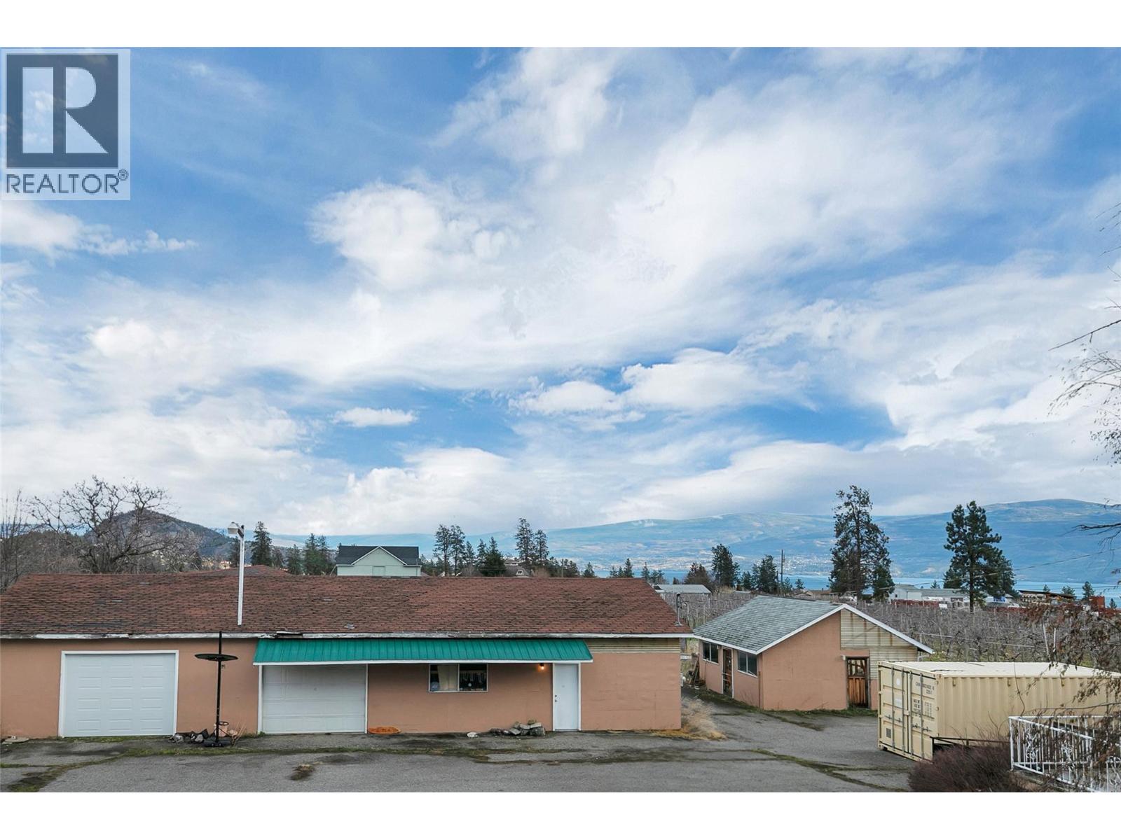  3311 Glencoe Road, West Kelowna