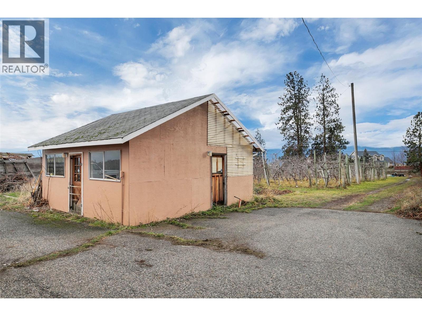  3311 Glencoe Road, West Kelowna