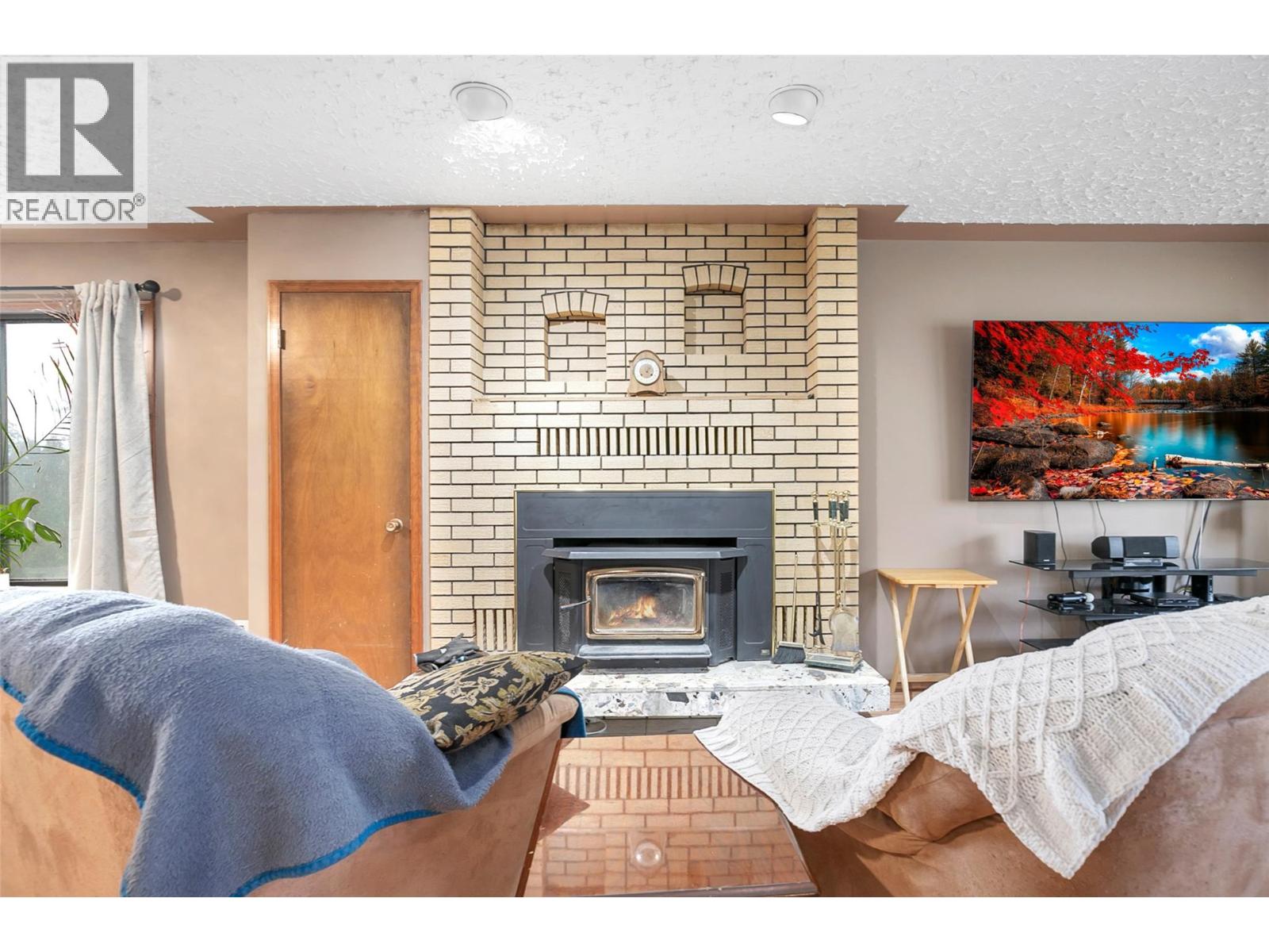  3311 Glencoe Road, West Kelowna