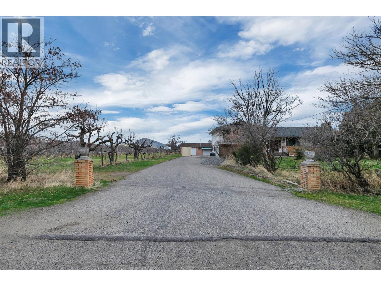  3311 Glencoe Road, West Kelowna