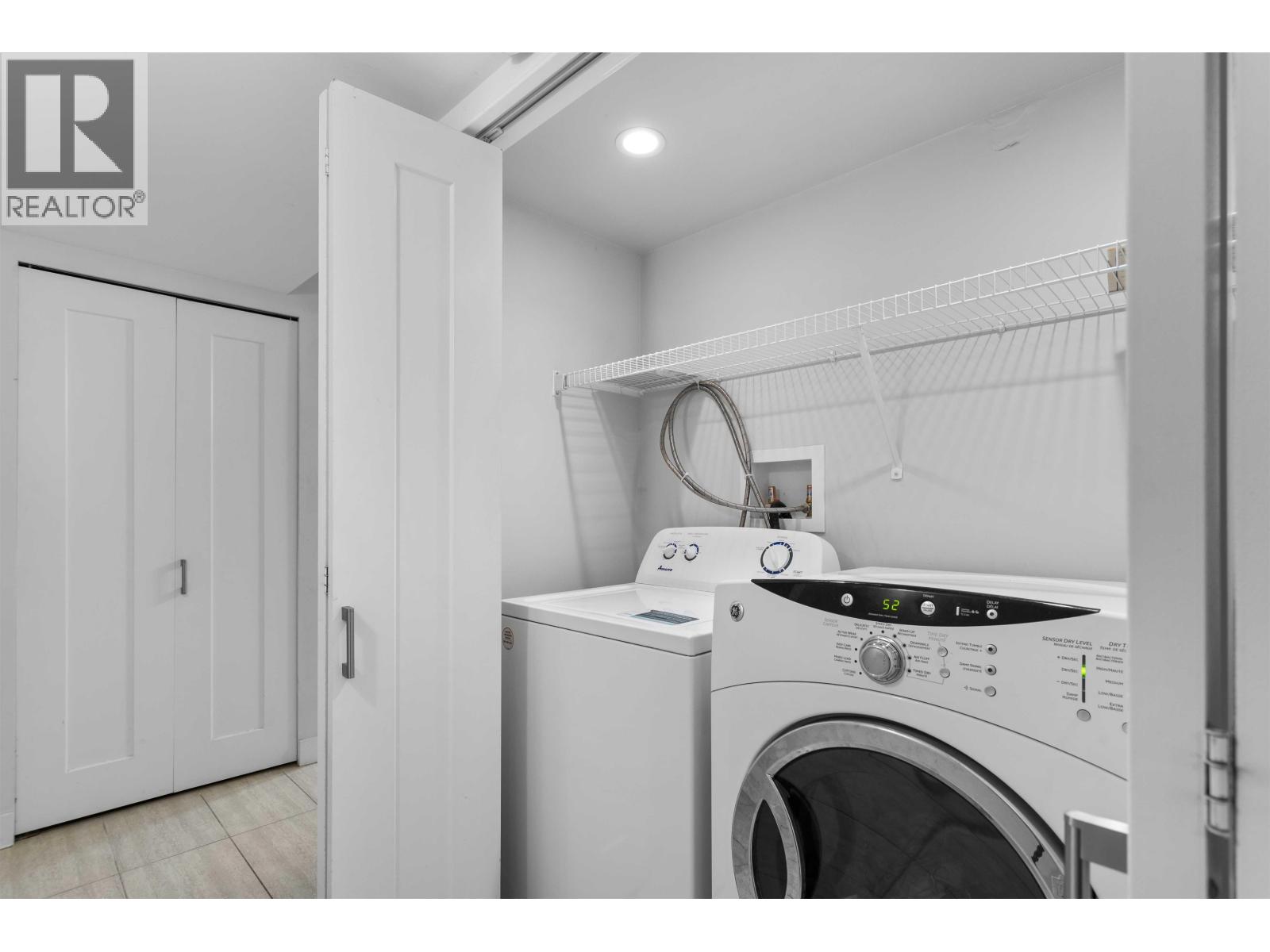 2606 HAWSER AVENUE, Coquitlam