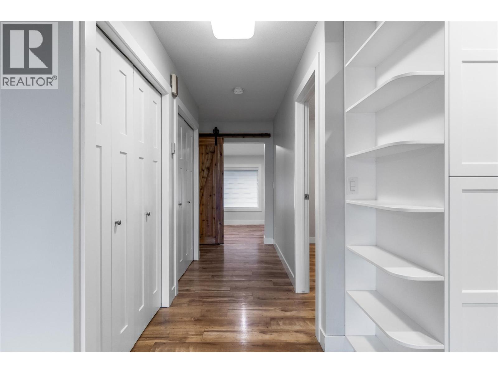  401 97A Highway, Sicamous