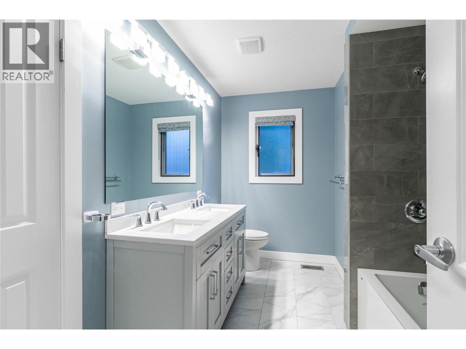  401 97A Highway, Sicamous