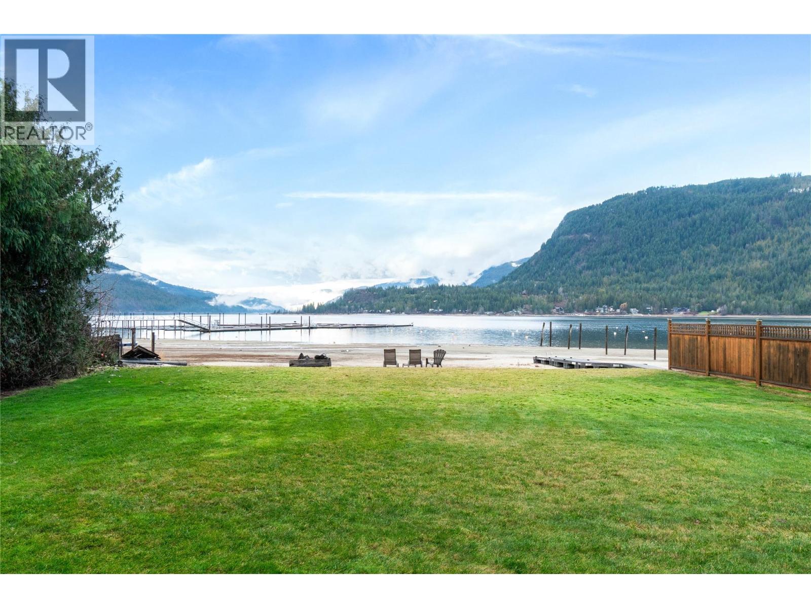  401 97A Highway, Sicamous