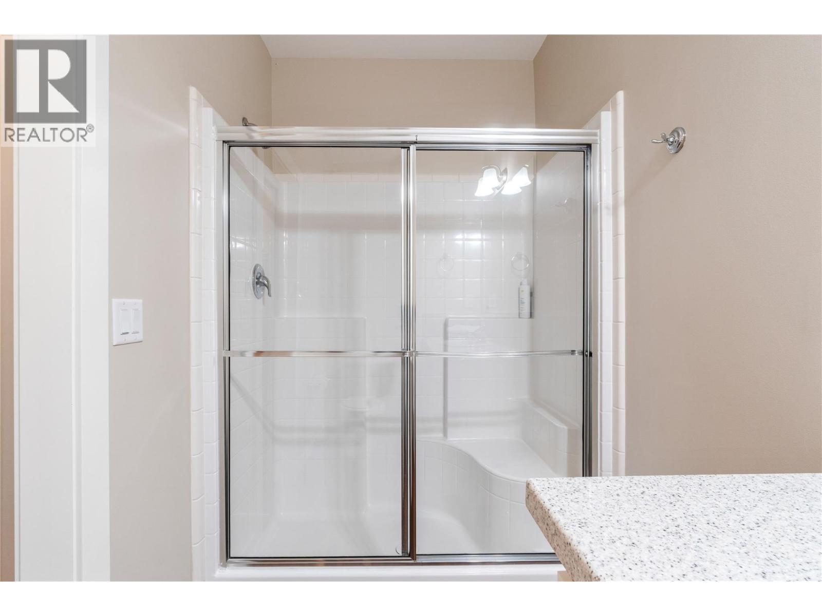  405 97A Highway, Sicamous