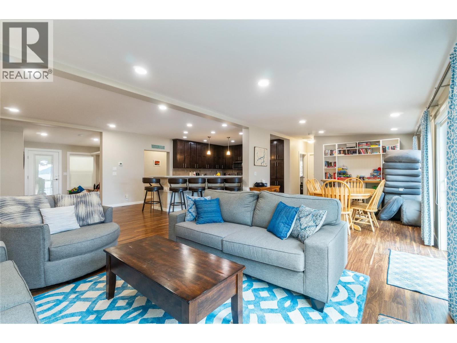  405 97A Highway, Sicamous