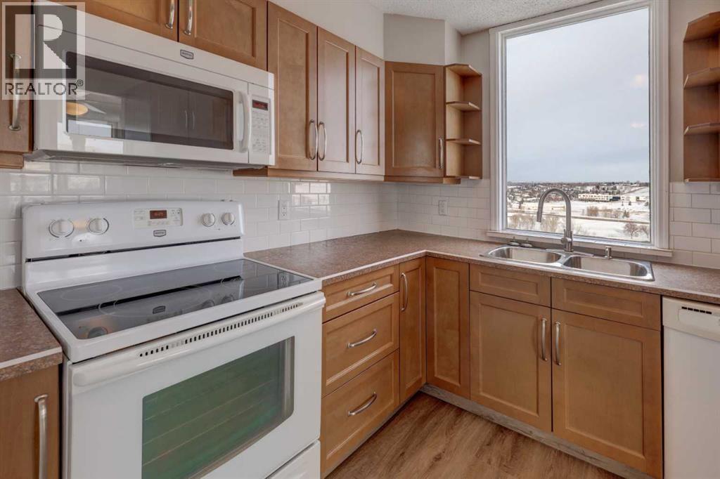 Single Family House for Sale in   Point Drive NW Point McKay Calgary 