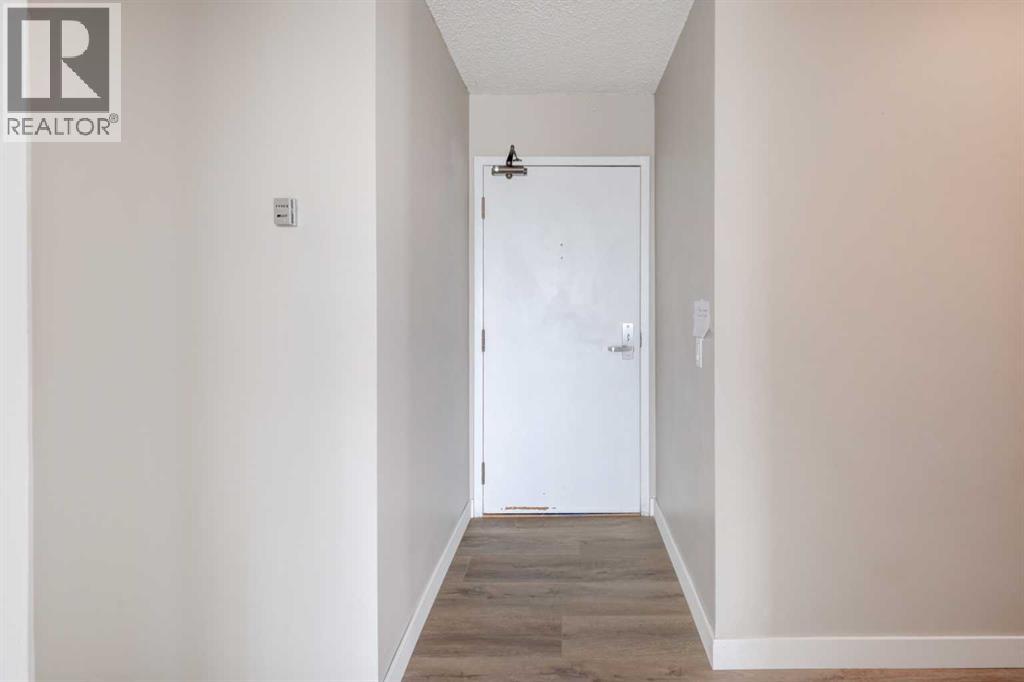 Single Family House for Sale in   Point Drive NW Point McKay Calgary 