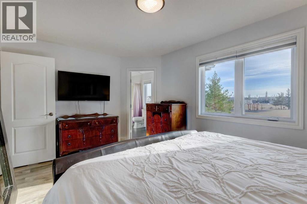 Single Family House for Sale in  Chapalina Park Crescent SE Chaparral Calgary 