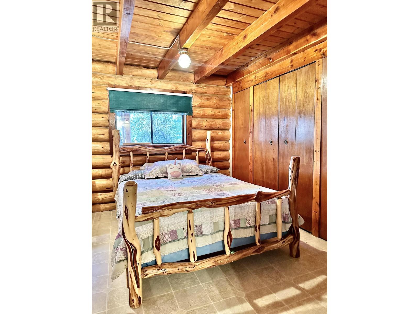 1940 CRANBERRY PLACE, Valemount