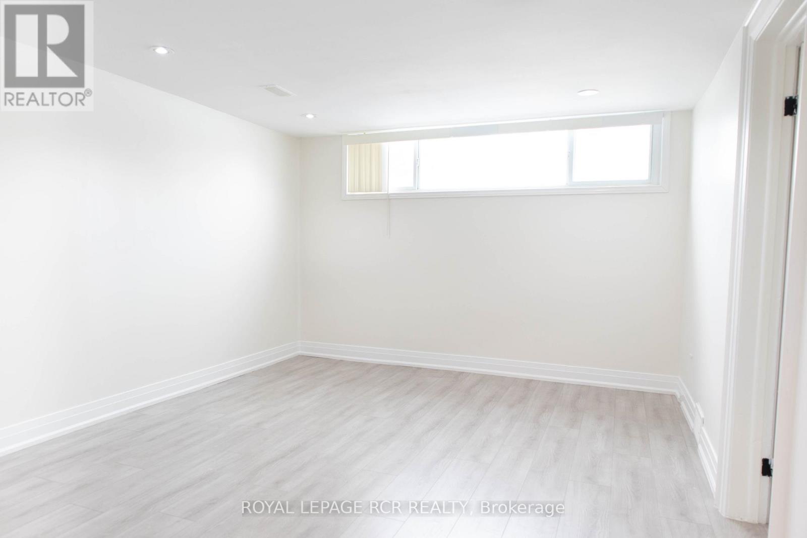 36 ELECTRO ROAD - Photo 5 of 21, Toronto (Wexford-Maryvale), Ontario