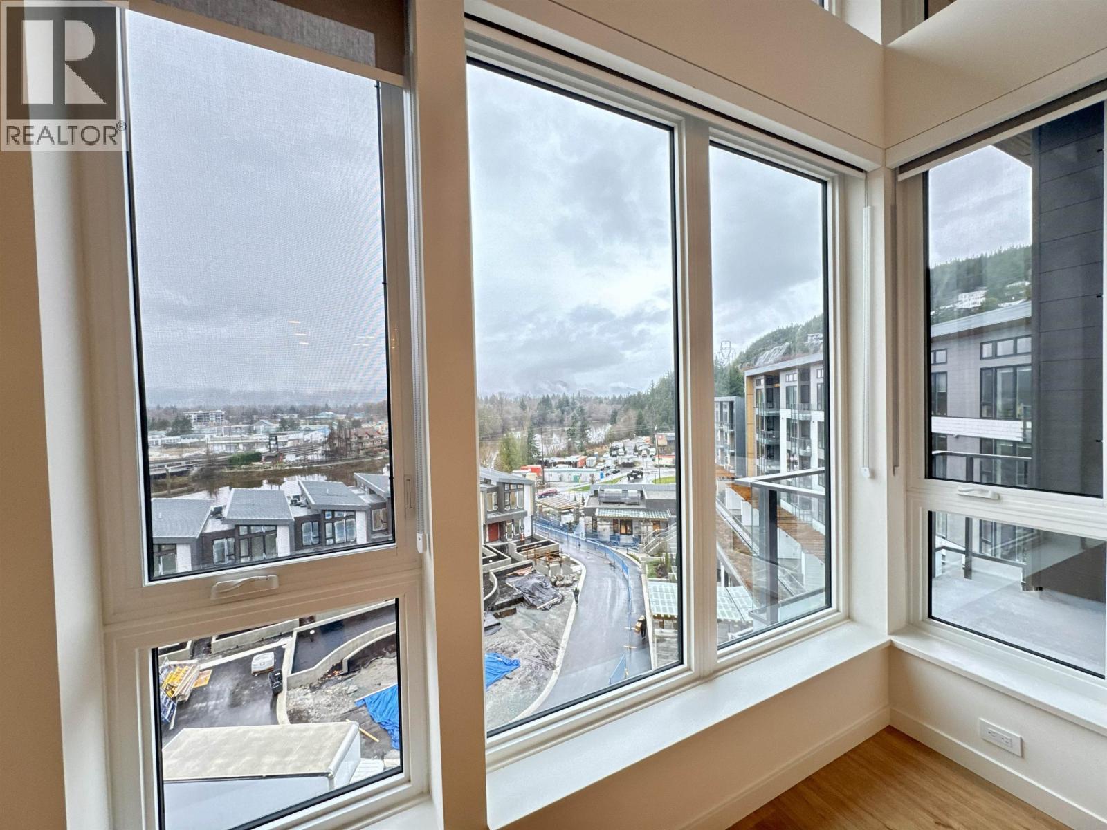 613 1504 SCOTT CRESCENT, Squamish