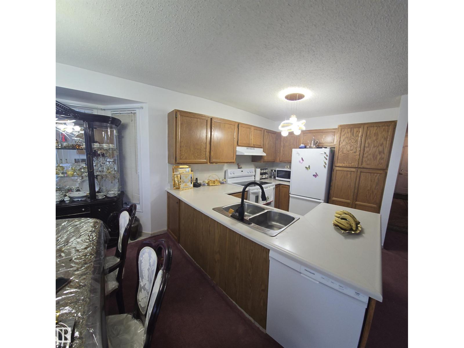 16815 91 ST NW, Edmonton