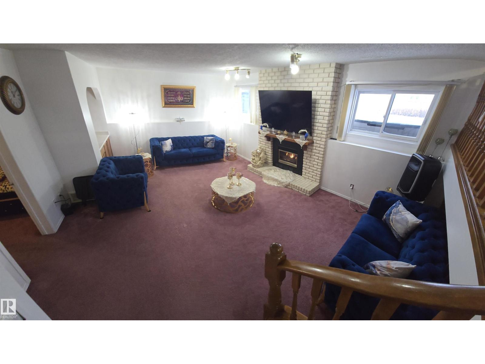 16815 91 ST NW, Edmonton