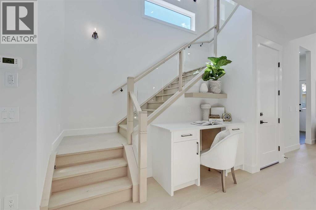 Single Family House for Sale in   Street NW Parkdale Calgary 