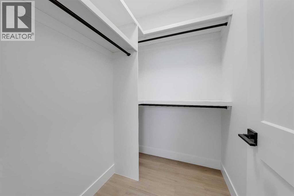 Single Family House for Sale in   Street NW Parkdale Calgary 