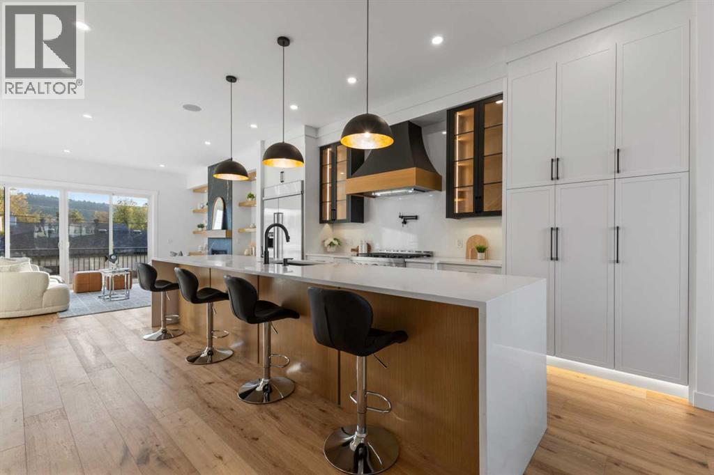 Single Family House for Sale in   Avenue NW Montgomery Calgary 