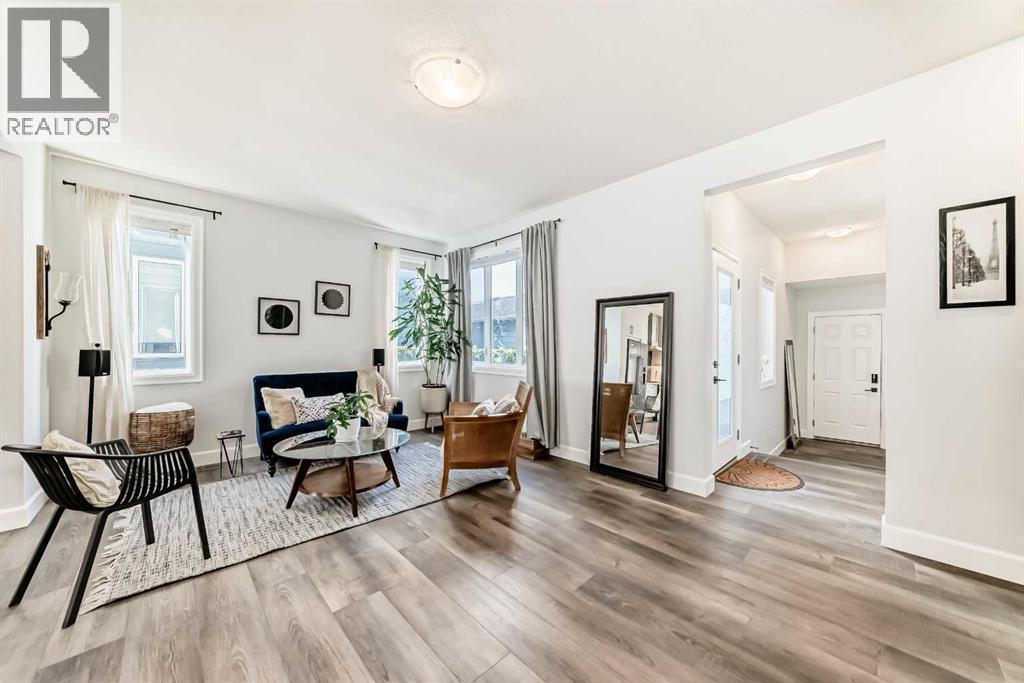 Single Family House for Sale in  Yorkville Avenue SW Yorkville Calgary 