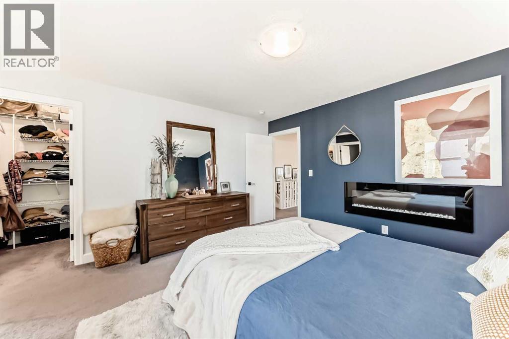 Single Family House for Sale in  Yorkville Avenue SW Yorkville Calgary 