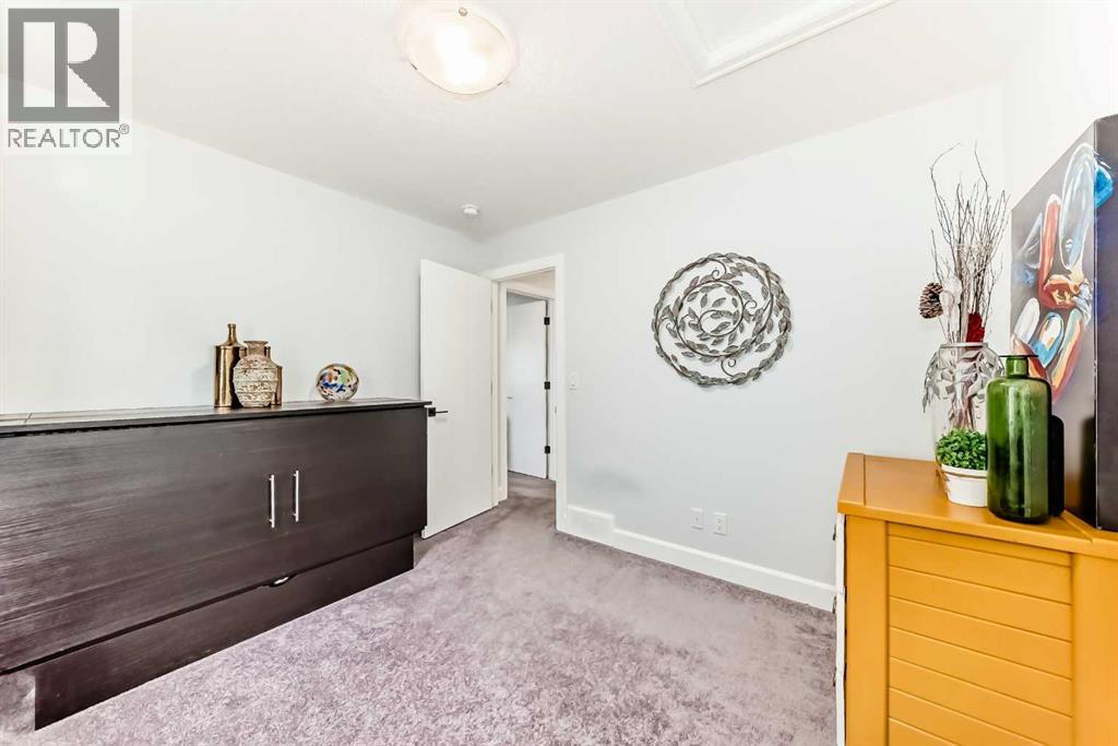 Single Family House for Sale in  Yorkville Avenue SW Yorkville Calgary 