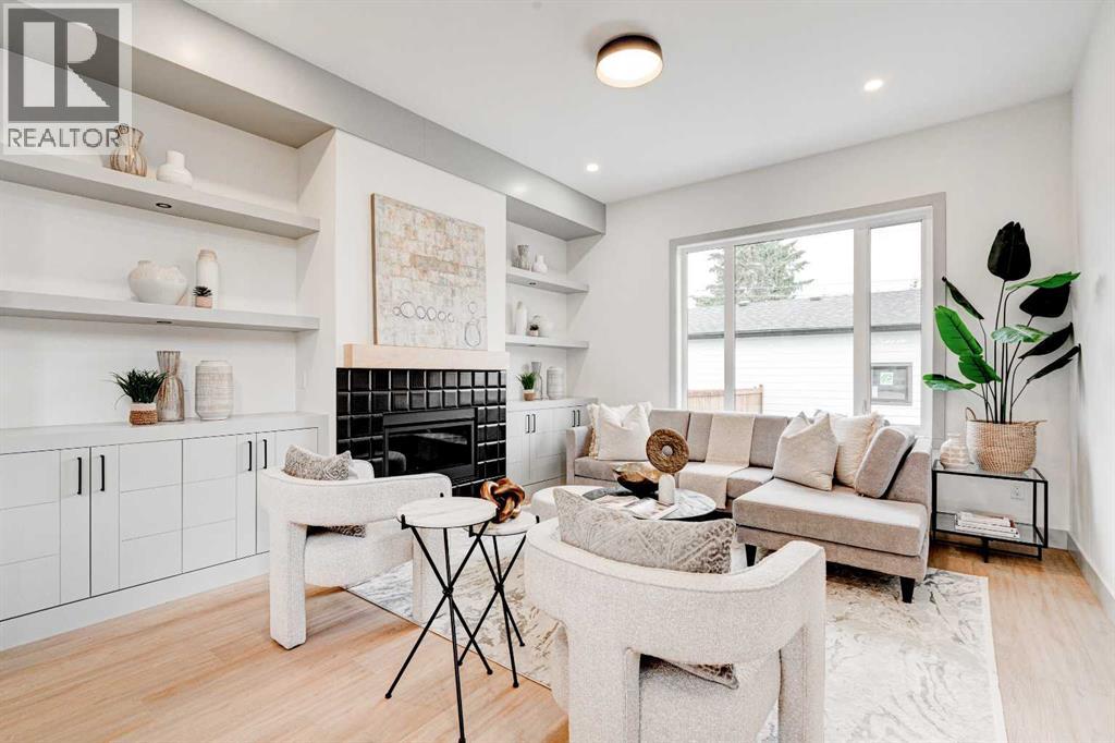 Single Family House for Sale in   Street NW Bowness Calgary 