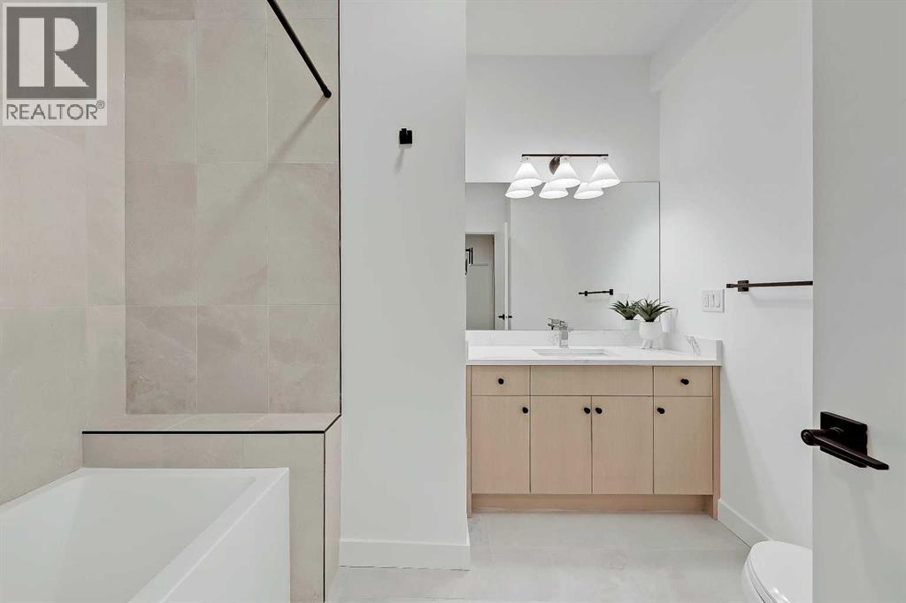 Single Family House for Sale in    Avenue SW South Calgary Calgary 