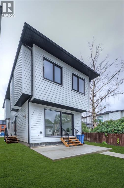 Single Family House for Sale in   Avenue NW West Hillhurst Calgary 