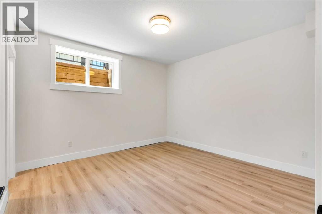 Single Family House for Sale in A Regent Crescent NE Renfrew Calgary 