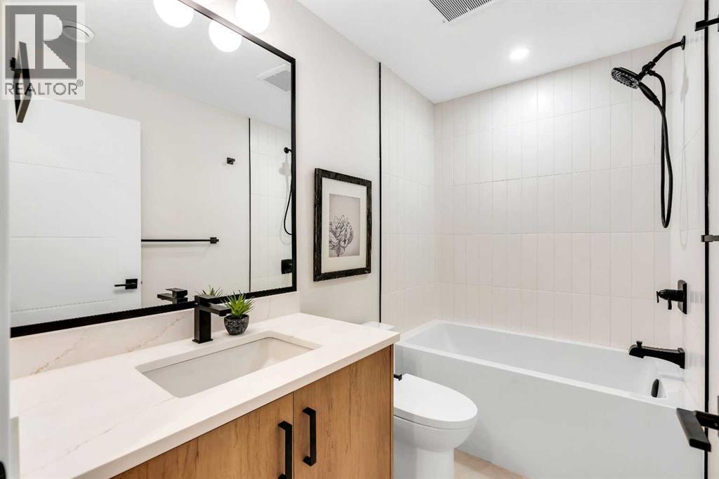 Single Family House for Sale in A Regent Crescent NE Renfrew Calgary 